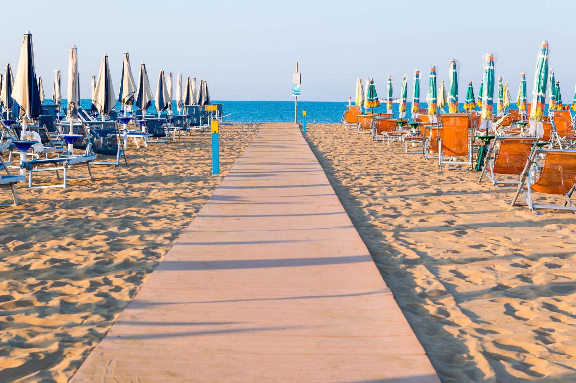 Hotel Principe Bibione Exterior foto